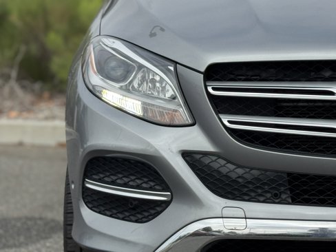 Certified 2016 Mercedes-Benz GLE 350 4MATIC image 7