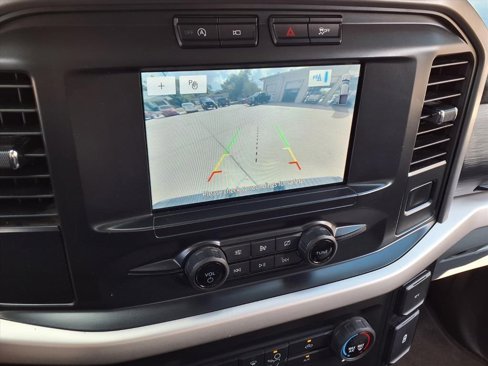 Used 2021 Ford F150 XLT image 19