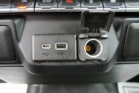 Used 2020 Chevrolet Silverado 1500 LT w/ All-Star Edition image 27