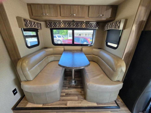 Used 2016 Mercedes-Benz Sprinter 3500 image 56