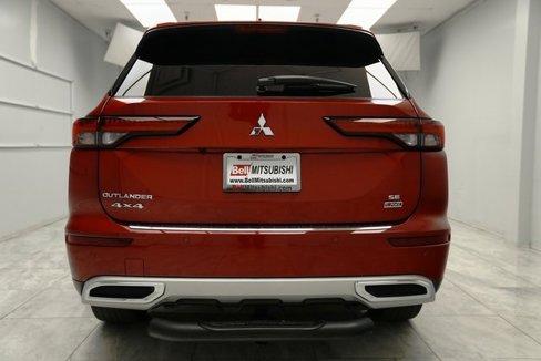 Used 2022 Mitsubishi Outlander SE image 6