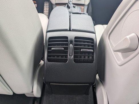 Used 2012 Mercedes-Benz C 300 4MATIC Sedan image 19