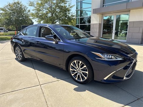 Used 2019 Lexus ES 350 image 3