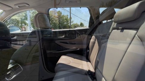 Used 2020 Hyundai Santa Fe Limited image 36