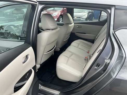 Used 2021 Nissan Leaf SL Plus image 17