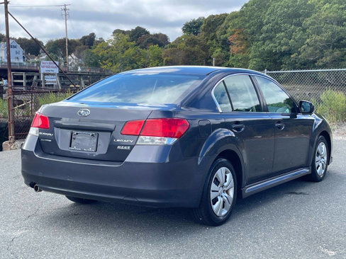 Used 2010 Subaru Legacy 2.5i image 7