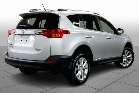 Used 2015 Toyota RAV4 Limited image 12