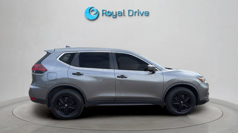 Used 2020 Nissan Rogue S image 7