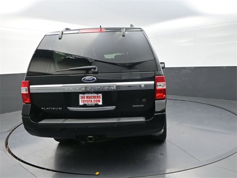 Used 2016 Ford Expedition Platinum image 6