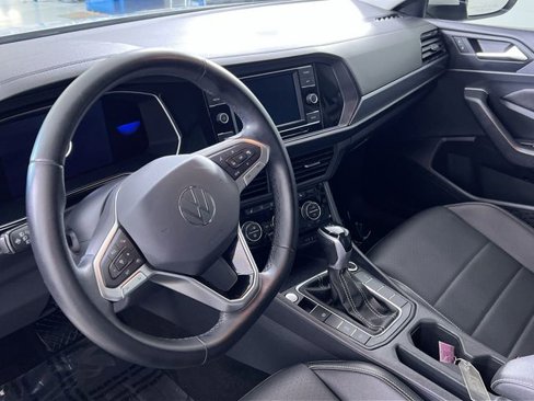Used 2023 Volkswagen Jetta SE image 25