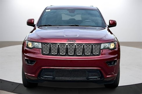 Certified 2018 Jeep Grand Cherokee Altitude image 3