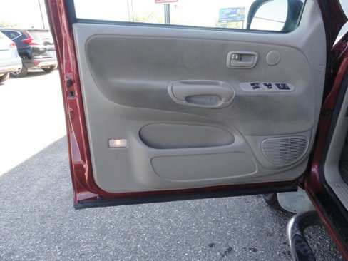 Used 2002 Toyota Tundra SR5 image 12