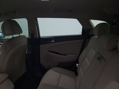 Used 2017 Hyundai Tucson SE image 18