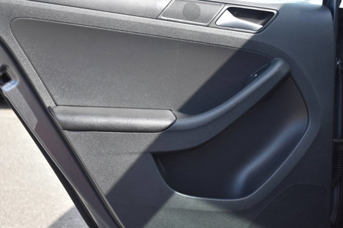 Used 2013 Volkswagen Jetta S image 36
