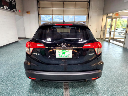 Used 2019 Honda HR-V LX image 8