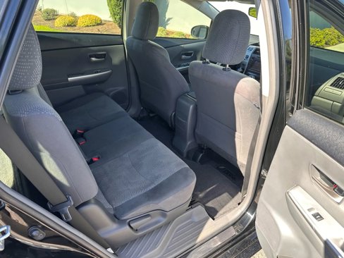 Used 2013 Toyota Prius V Two image 9