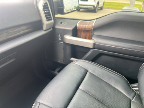 Used 2020 Ford F150 Lariat w/ Equipment Group 501A Mid image 14