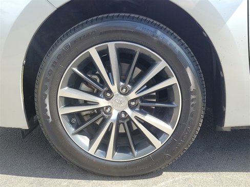 Used 2016 Toyota Corolla LE image 27
