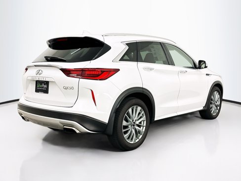 Used 2023 INFINITI QX50 Luxe image 9
