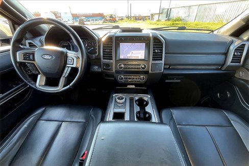 Used 2021 Ford Expedition Max XLT image 15