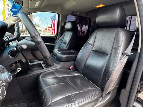 Used 2011 Chevrolet Silverado 3500 LTZ image 14