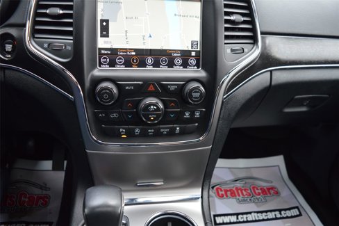 Used 2018 Jeep Grand Cherokee Limited image 21