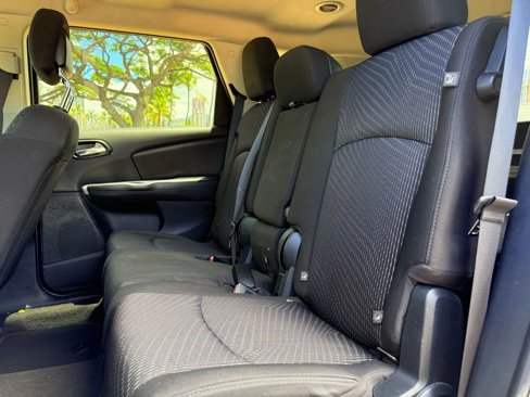 Used 2016 Dodge Journey SXT image 11