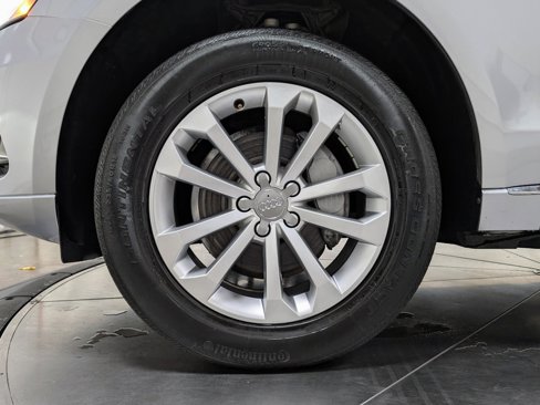Used 2015 Audi Q5 2.0T Premium Plus w/ Technology Package image 12