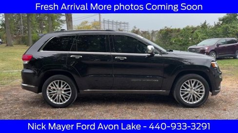 Used 2018 Jeep Grand Cherokee Summit image 12