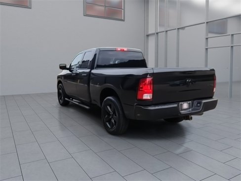 Used 2019 RAM 1500 Express w/ Express Value Package image 2