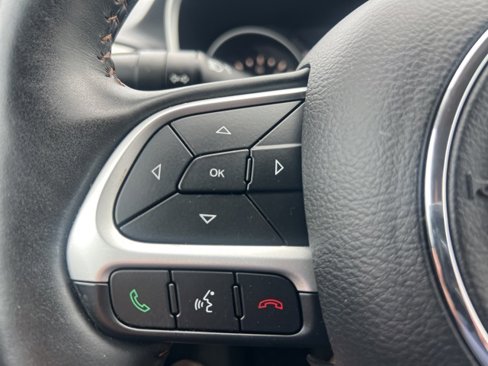 Used 2018 Jeep Compass Latitude w/ Popular Equipment Group image 20
