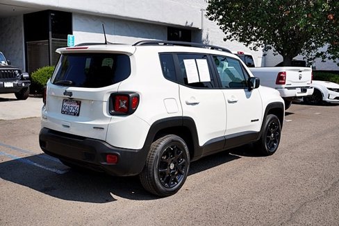 Certified 2022 Jeep Renegade Latitude image 9