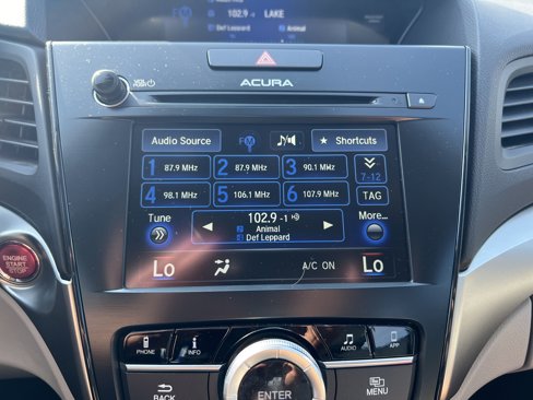 Used 2017 Acura ILX w/ Premium Package image 23