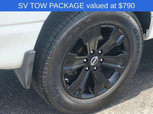 Used 2023 Nissan Titan SV w/ SV Convenience Package image 9
