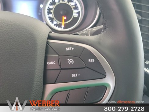 Used 2019 Jeep Cherokee Limited w/ Trailer Tow Group image 31