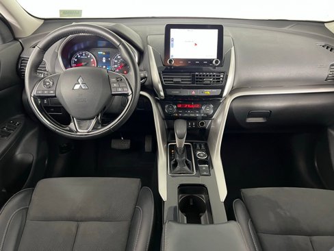 Used 2024 Mitsubishi Eclipse Cross SE image 13