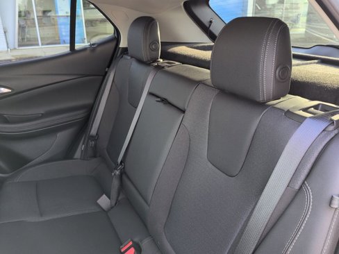 Used 2022 Buick Encore GX Select w/ Safety Package II image 25