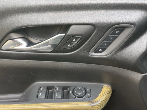 Used 2017 GMC Acadia Denali w/ Technology Package image 33