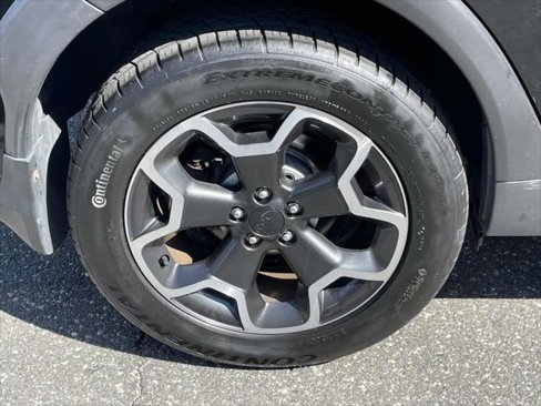 Used 2015 Subaru Crosstrek 2.0i Limited image 9