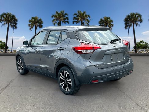 Certified 2020 Nissan Kicks SV image 7