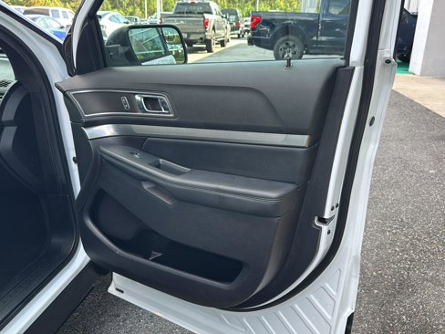 Used 2019 Ford Explorer XLT w/ Class II Trailer Tow Package image 12