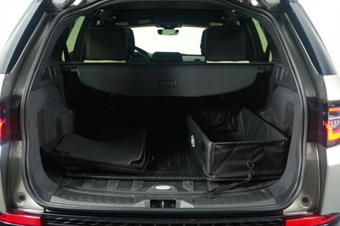 Used 2025 Land Rover Discovery Sport Dynamic SE image 56