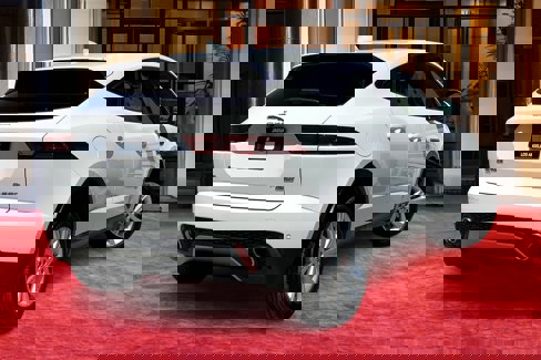 Used 2018 Jaguar E-PACE S image 13