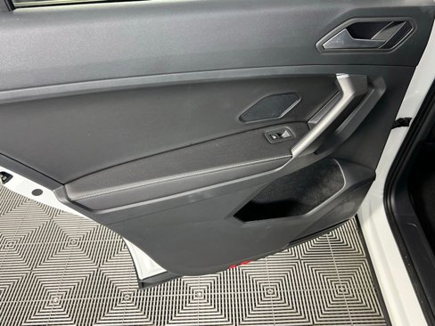 Used 2022 Volkswagen Tiguan S image 27
