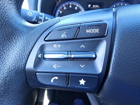 Used 2022 Hyundai Kona SE w/ Cargo Package image 18
