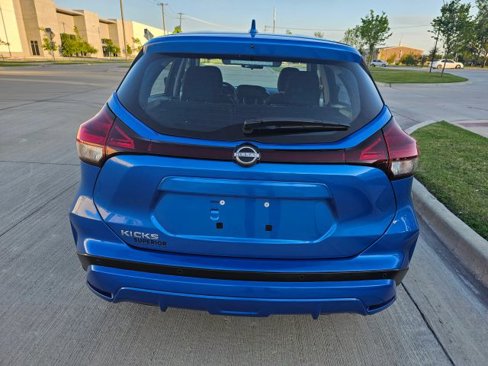 Used 2024 Nissan Kicks S image 7