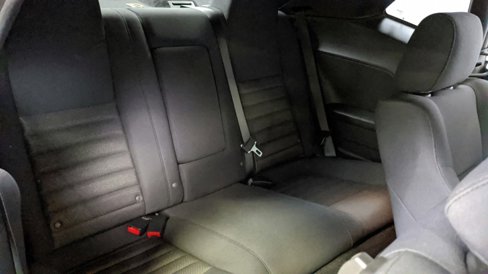 Used 2010 Dodge Challenger SE image 16