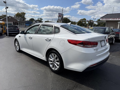 Used 2018 Kia Optima LX w/ 17" Alloy Wheels Package image 6