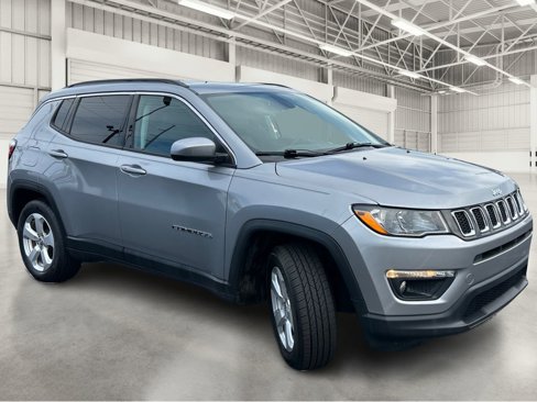 Used 2021 Jeep Compass Latitude w/ Sun and Sound Group image 3