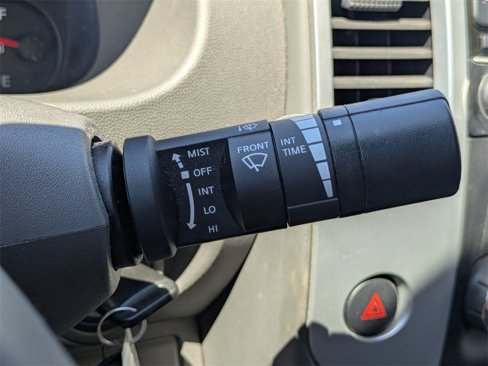 Used 2016 Nissan Frontier SV image 27